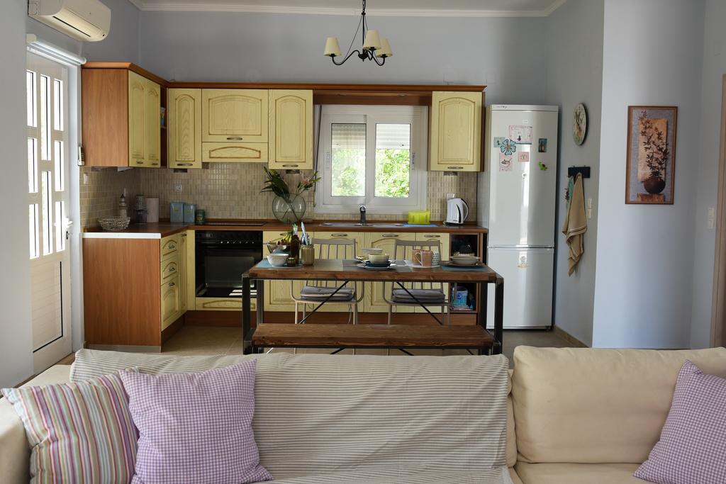 Dimitris' & Valentina'S Home ปลาเกียส ภายนอก รูปภาพ